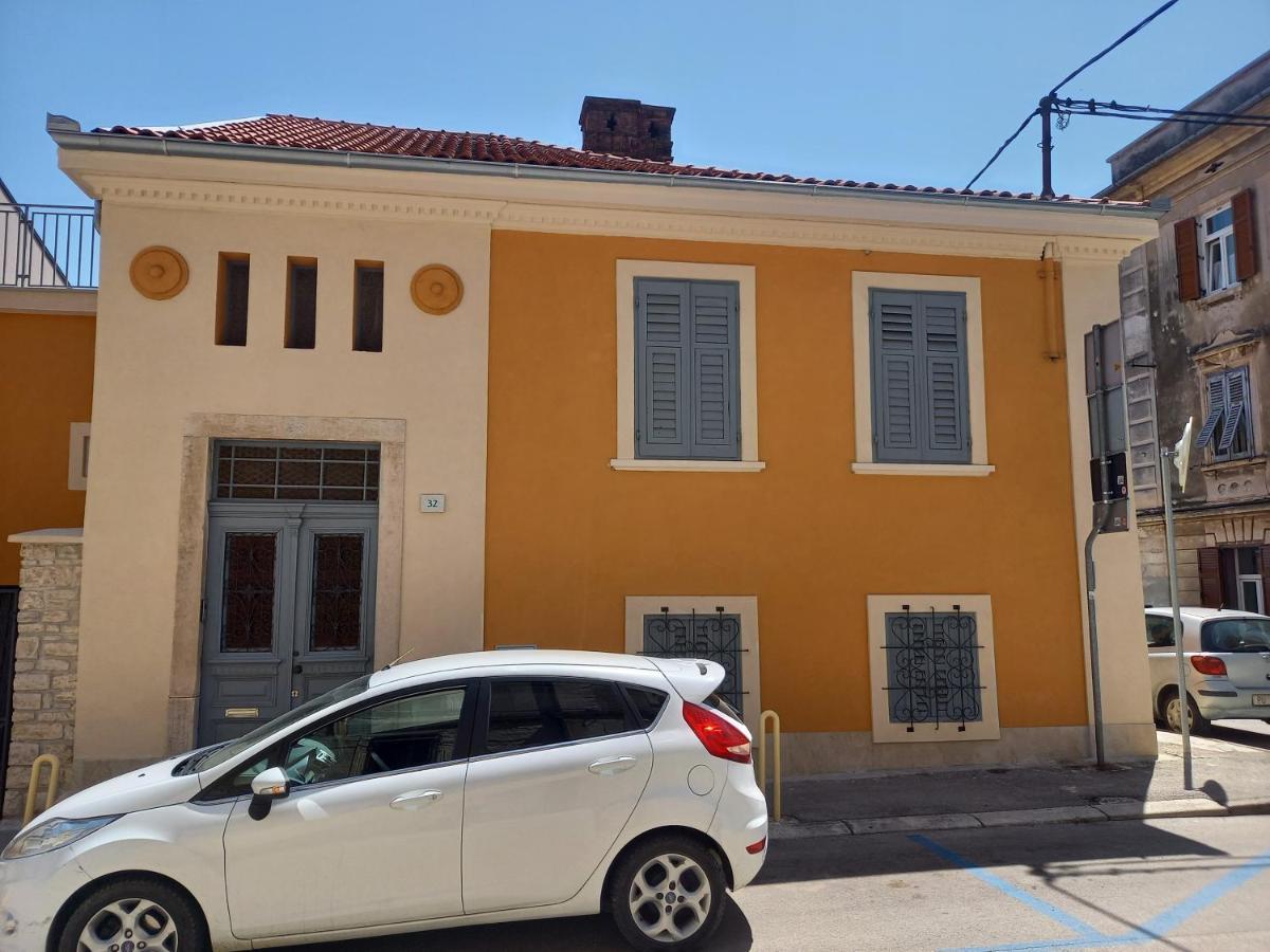 Oskar Amphitheater Apartments And Rooms With Free Parking Pula Exteriör bild