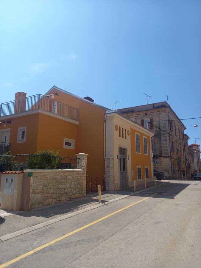 Oskar Amphitheater Apartments And Rooms With Free Parking Pula Exteriör bild