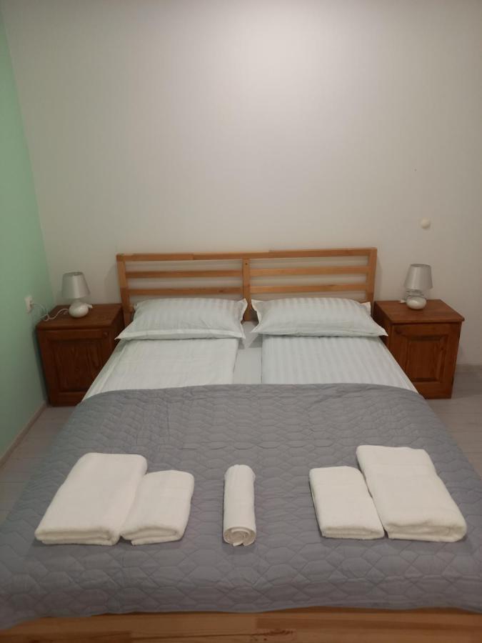 Oskar Amphitheater Apartments And Rooms With Free Parking Pula Rum bild