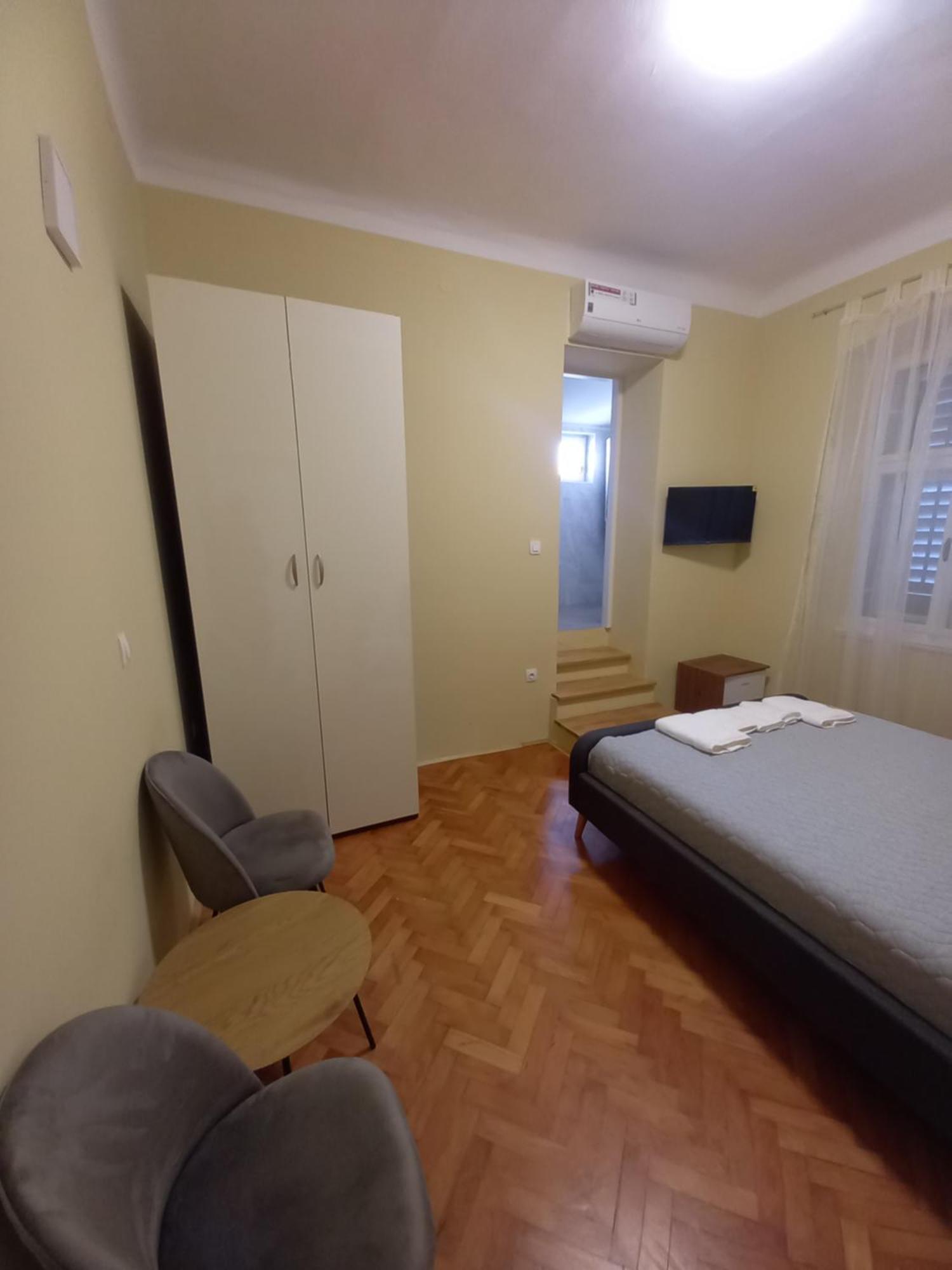 Oskar Amphitheater Apartments And Rooms With Free Parking Pula Rum bild